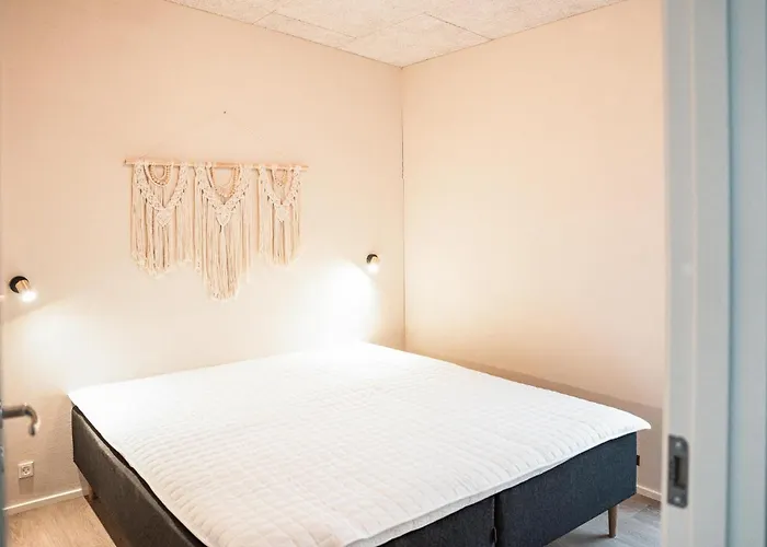 Prázdninový dům Beautiful In With Sauna