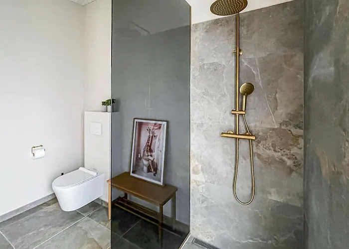 Beautiful In With Sauna *